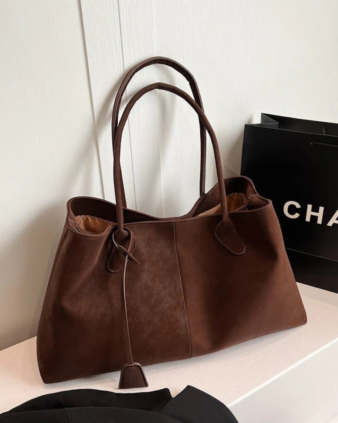 Grand Sac Cabas Femme – Format Spacieux & Finition Douc