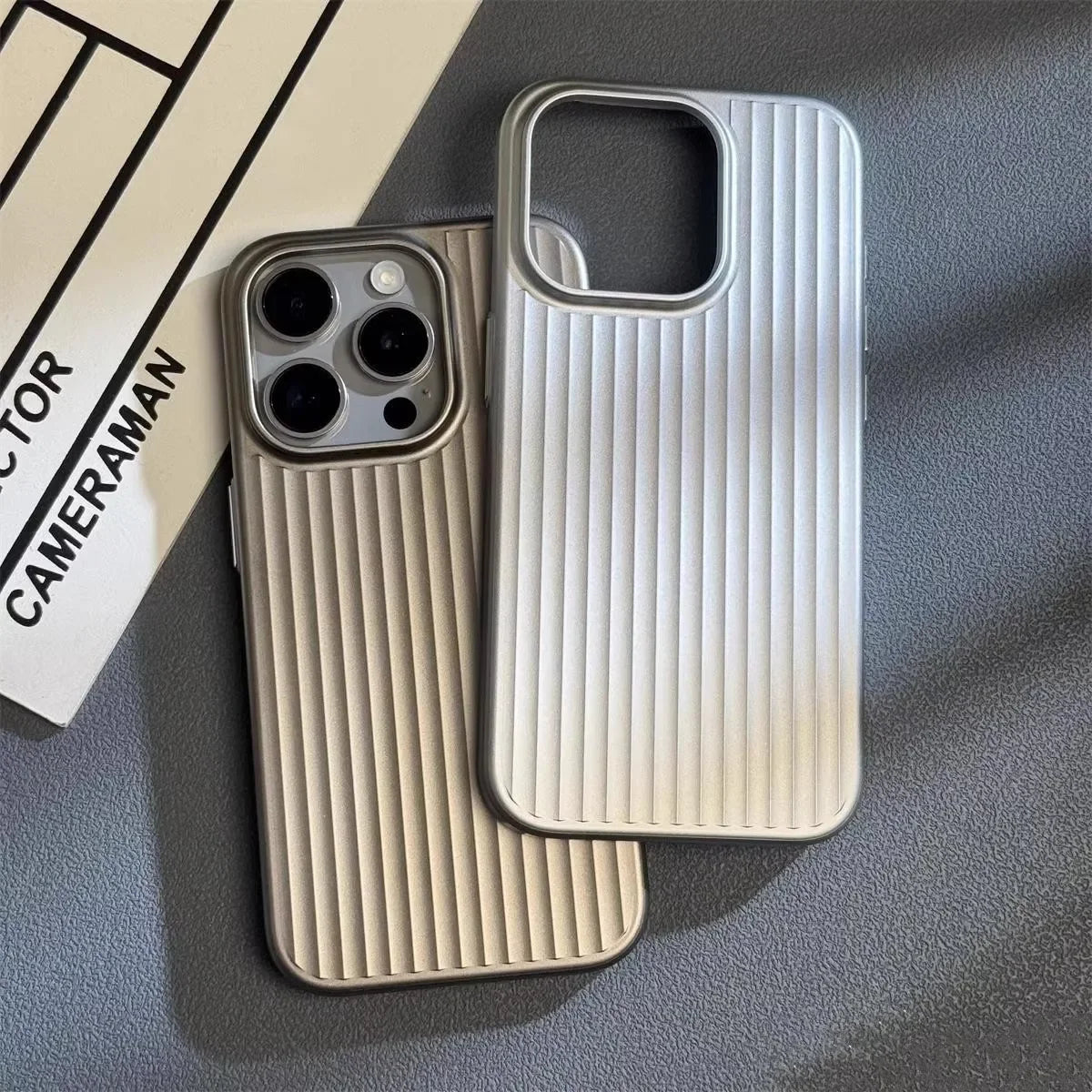 Coque iPhone | Texture Nervurée | Protection Antichoc | Ultra Fine