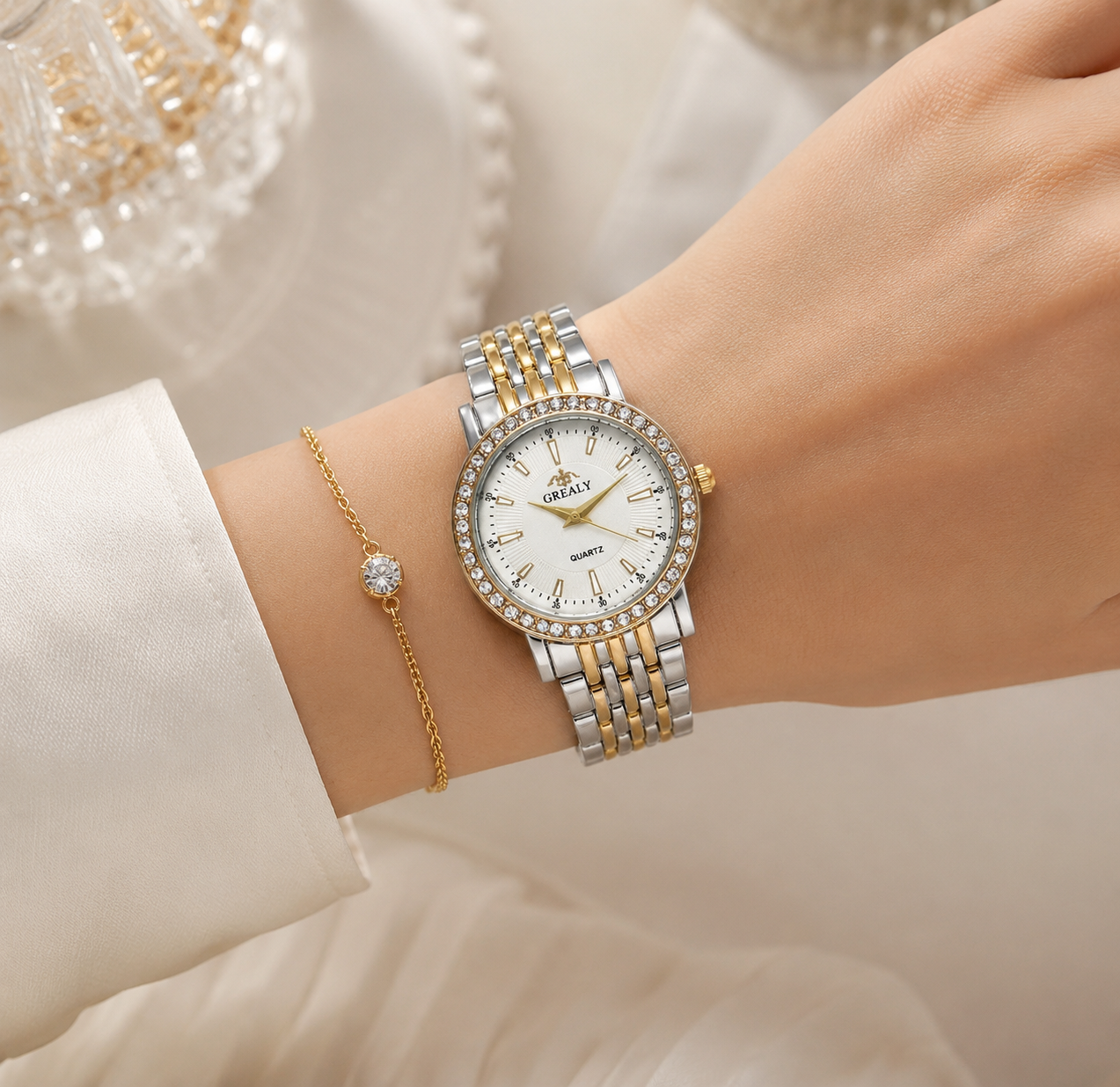 Montre Femme | Quartz | Lunette Sertie | Bracelet Métallique