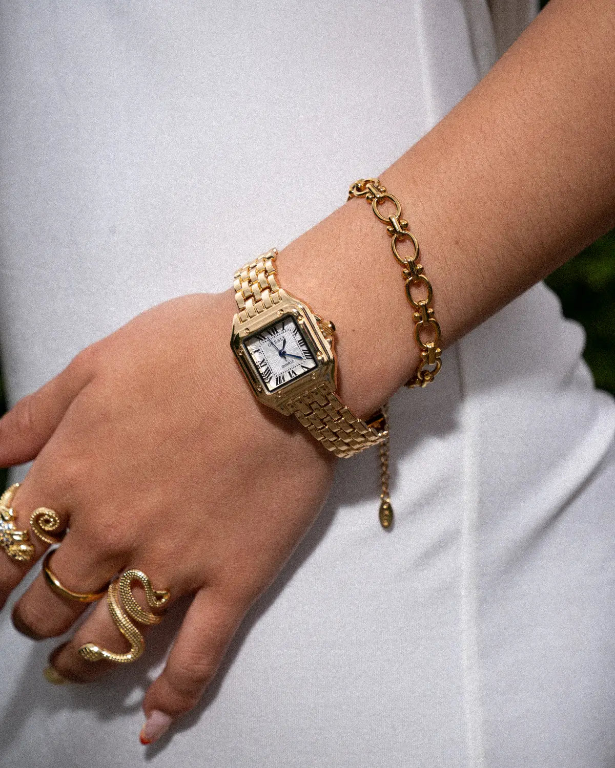 Montre Femme | Quartz | Cadran Carré | Chiffres Romains
