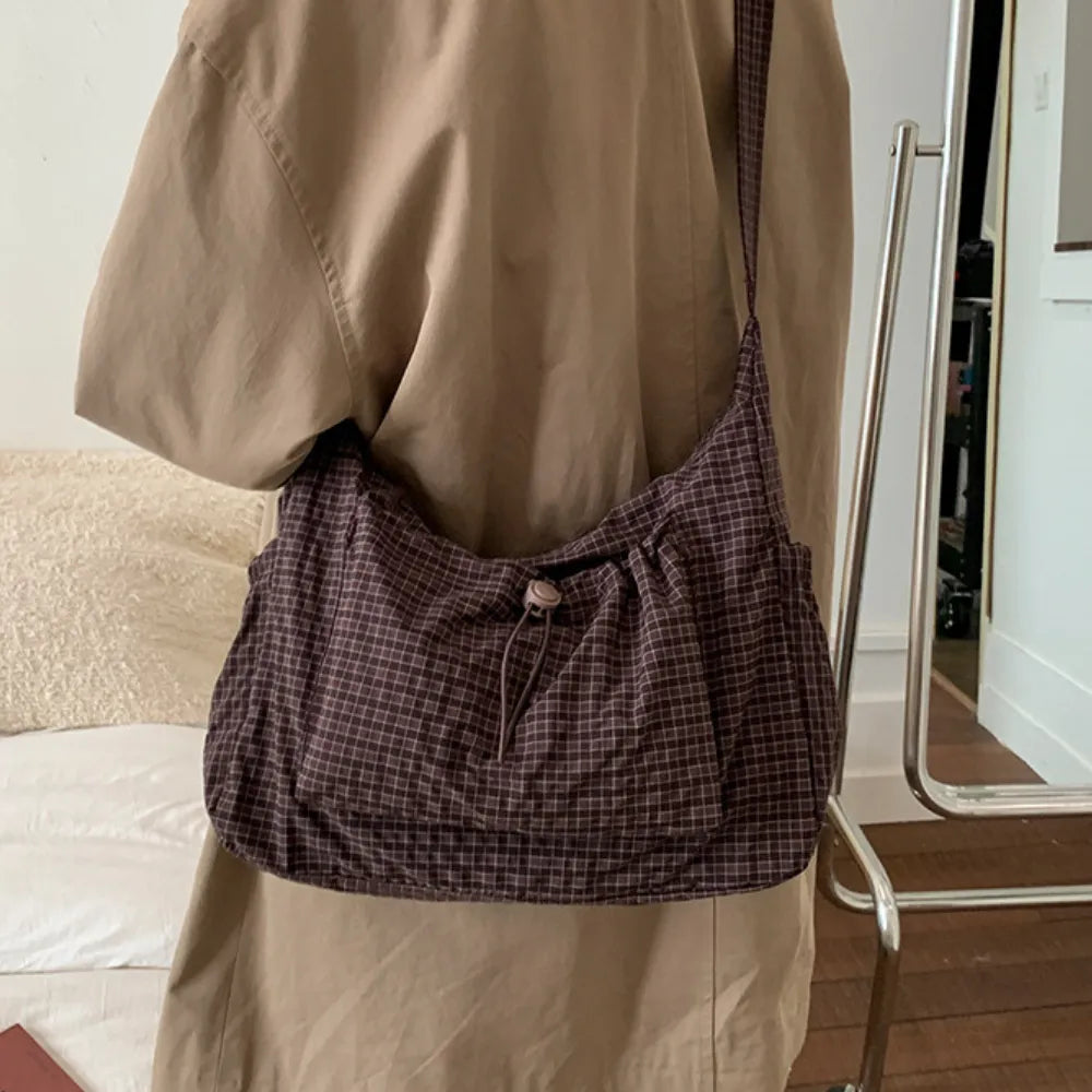 Sac Bandoulière Femme en Nylon – Léger, Spacieux et Pratique