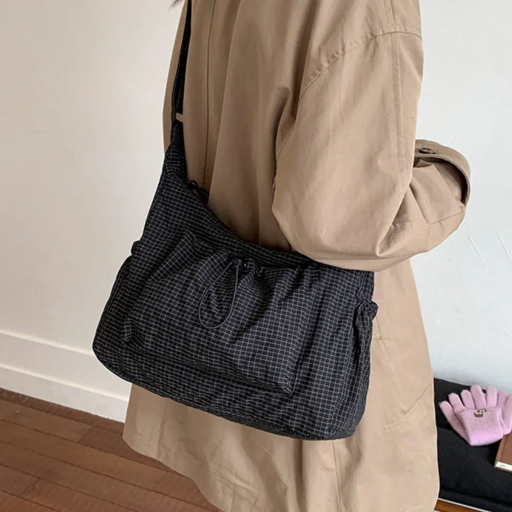 Sac Bandoulière Femme en Nylon – Léger, Spacieux et Pratique