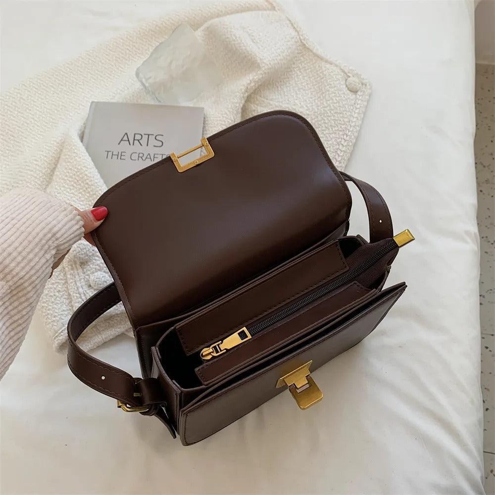Petit Sac Bandoulière Femme – Fermoir Doré & Format Compact
