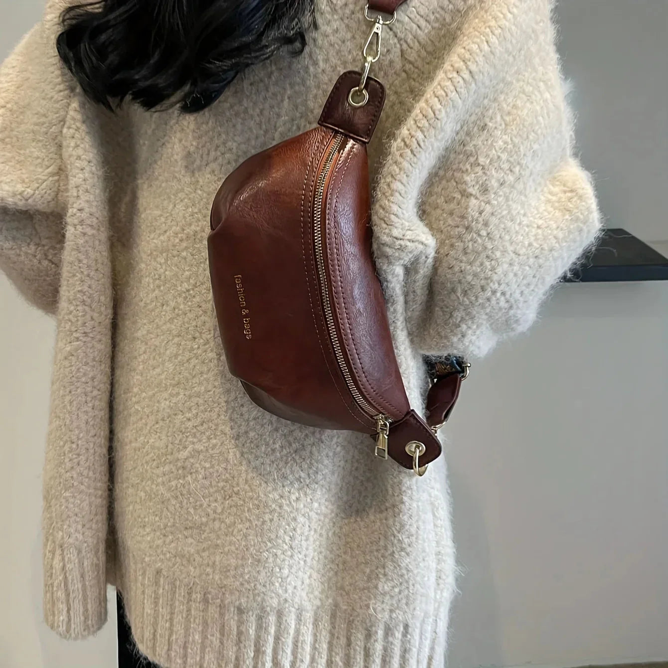 Sac Banane Femme – Bandoulière Large & Design Asymétrique