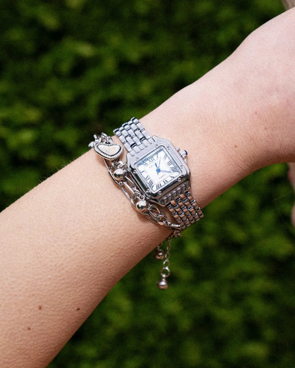 Montre Femme | Quartz | Cadran Carré | Chiffres Romains
