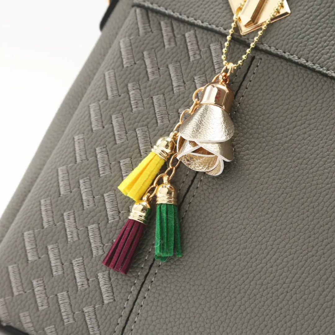 Sac à Main Élégant Signature Chic - Intemporel & Tendance