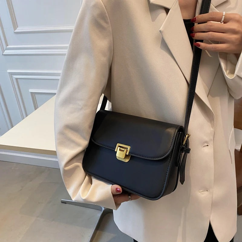 Petit Sac Bandoulière Femme – Fermoir Doré & Format Compact