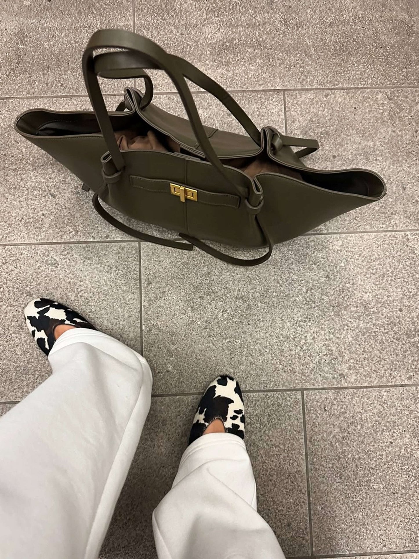 Sac Cabas Travail Femme – Grand Format & Finition Brillante