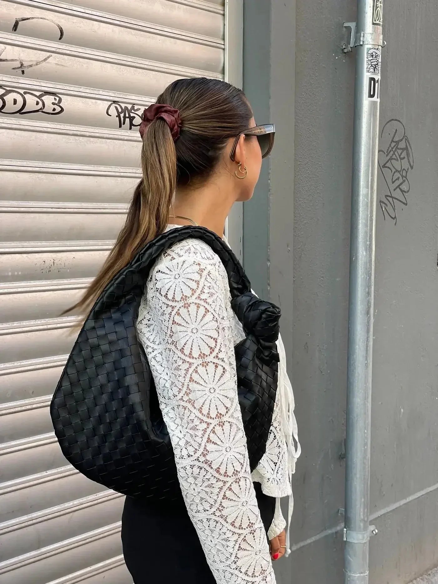 Sac Bandoulière Tressé Femme – Nœud Élégant & Format Compact