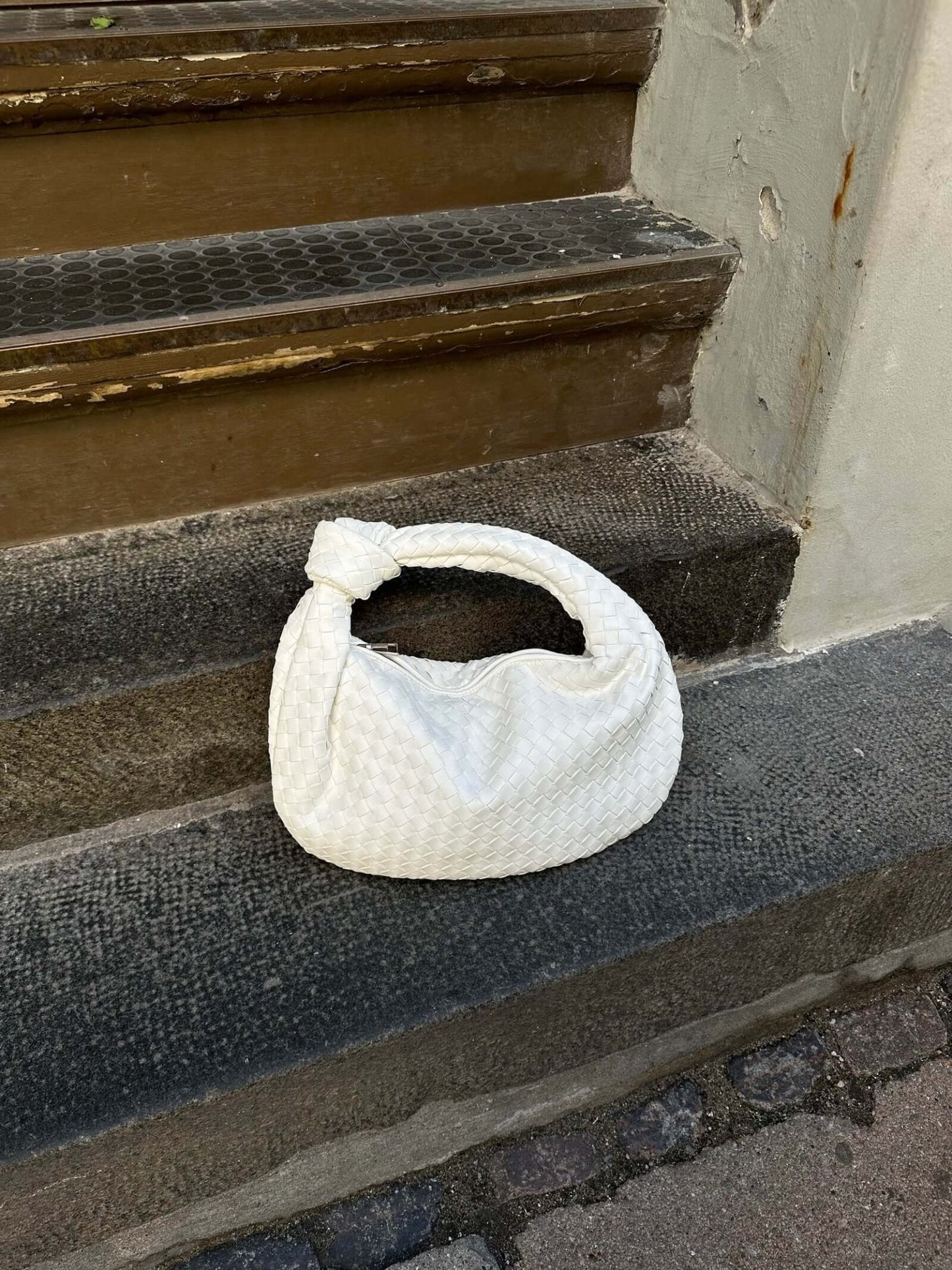 Sac Bandoulière Tressé Femme – Nœud Élégant & Format Compact